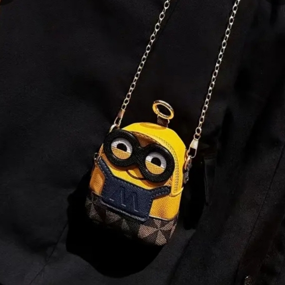 Mini minions backpack - Picture 3 of 4